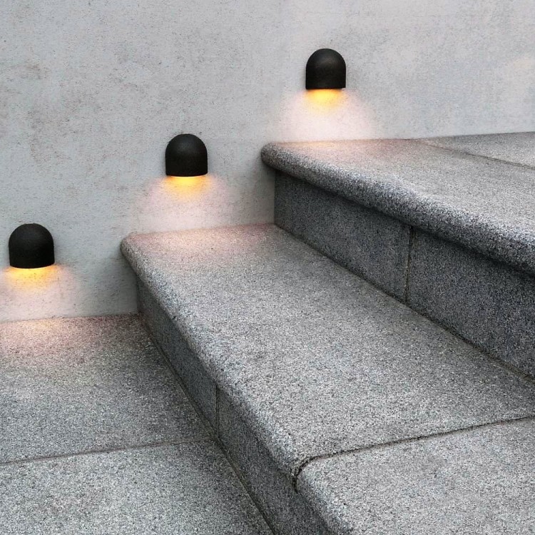 7900